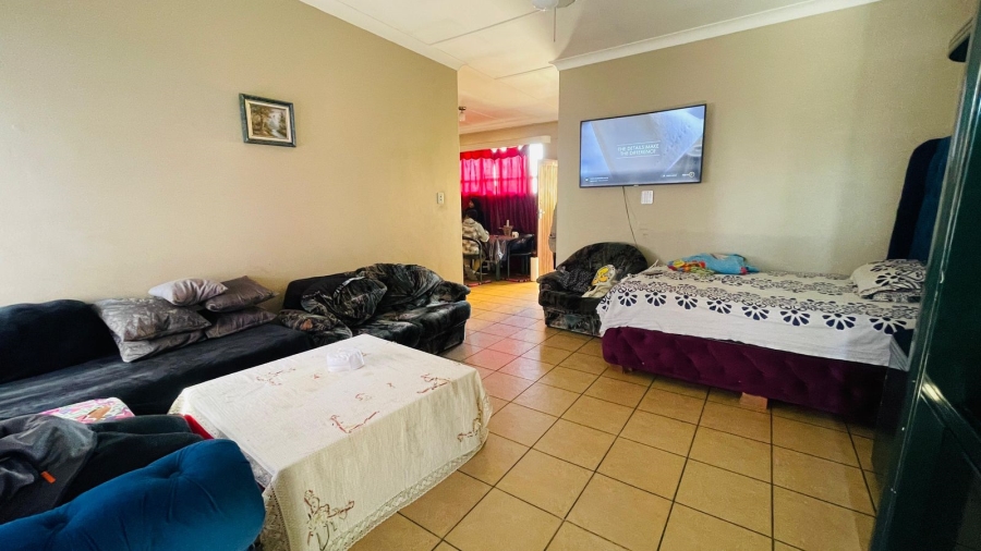 2 Bedroom Property for Sale in Potchefstroom South North West